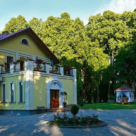 Готель Lecu Muiza Leci Екстер'єр фото